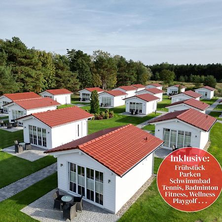 Havellandhalle Resort - Hotel, Sport Und Wellness Seeburg  Exteriör bild