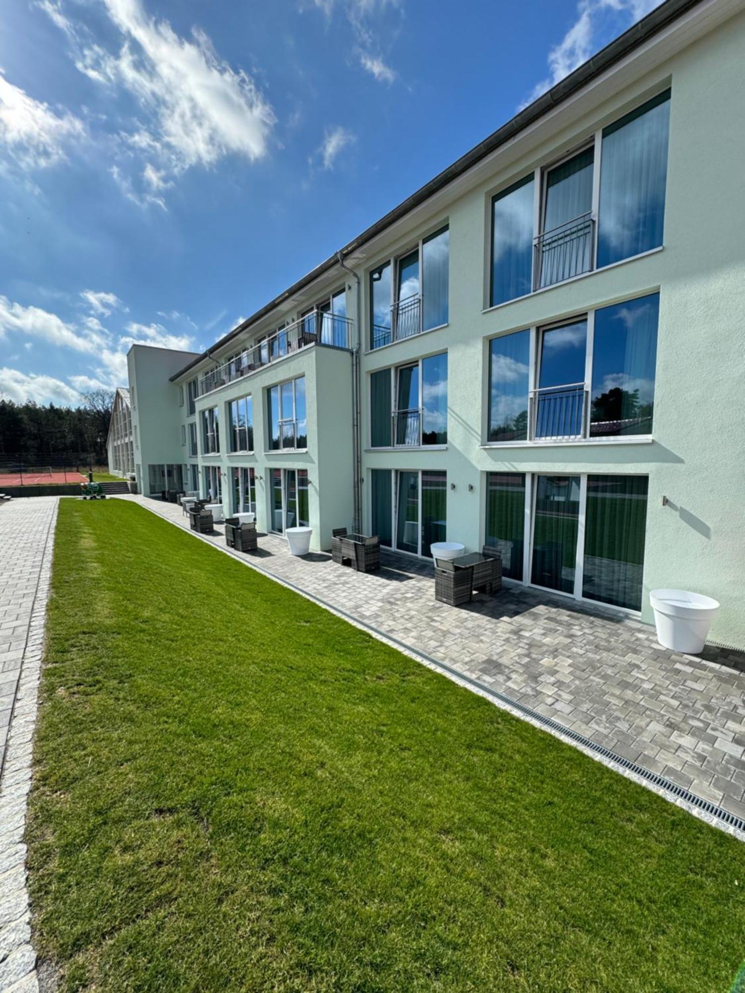 Havellandhalle Resort - Hotel, Sport Und Wellness Seeburg  Exteriör bild