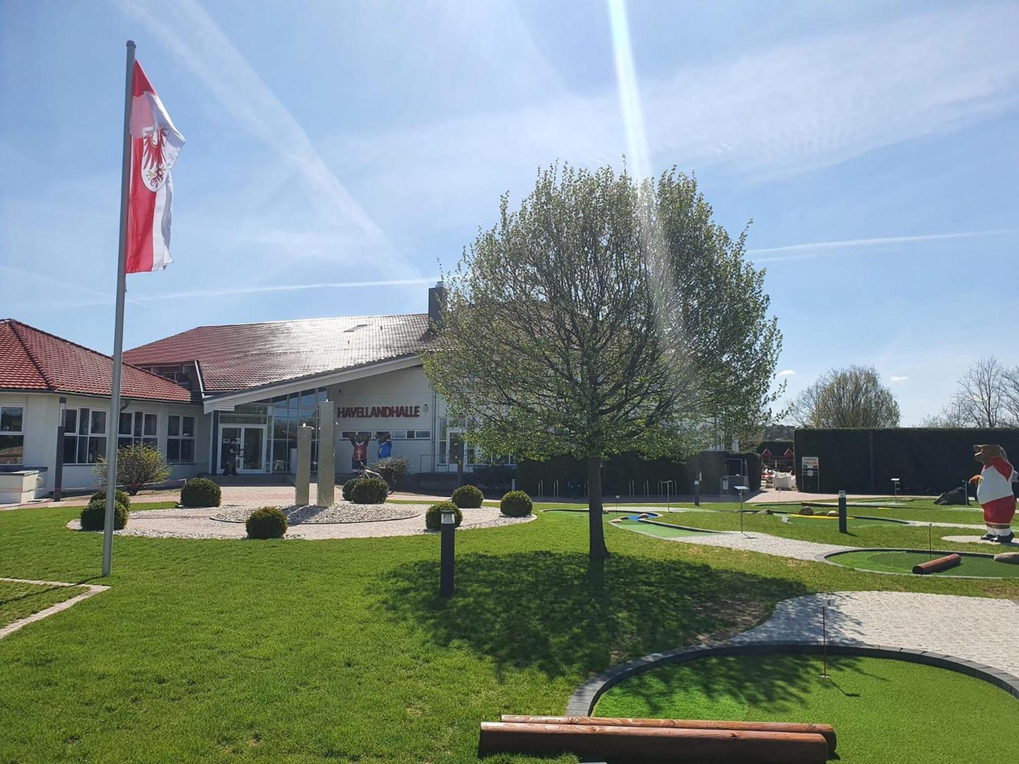 Havellandhalle Resort - Hotel, Sport Und Wellness Seeburg  Exteriör bild