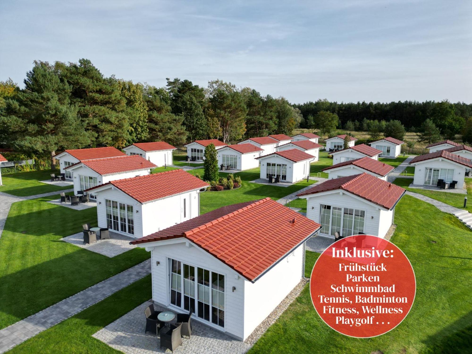 Havellandhalle Resort - Hotel, Sport Und Wellness Seeburg  Exteriör bild